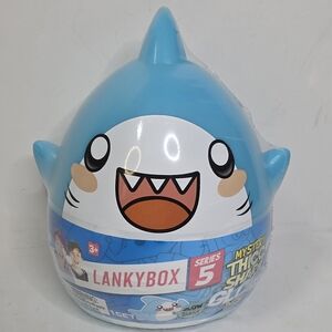 Lanky Box Series 5 Thicc Shark Glow Pack